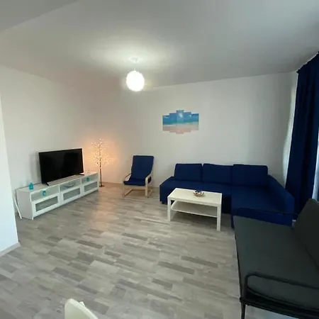 Summer Vibe - Cu Frontala La Mare Năvodari