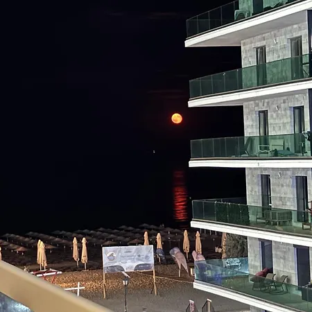Summer Vibe Apartment Navodari
